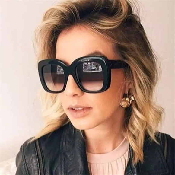 Accessories - *Last Pair* NEW Oversized Thick Square Sunglasses